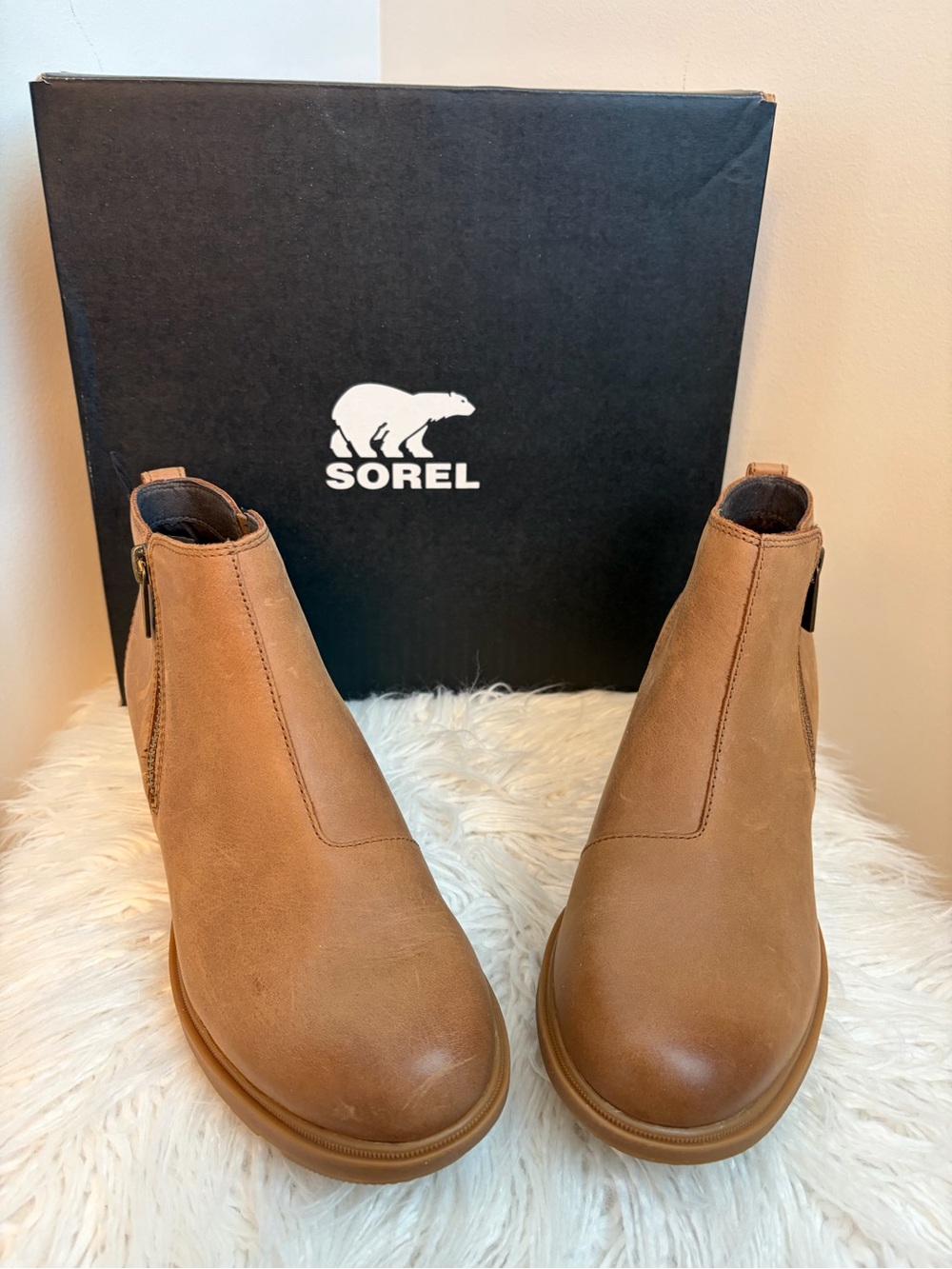Sorel Tan Evie Zip Boots - Picture 1 of 3